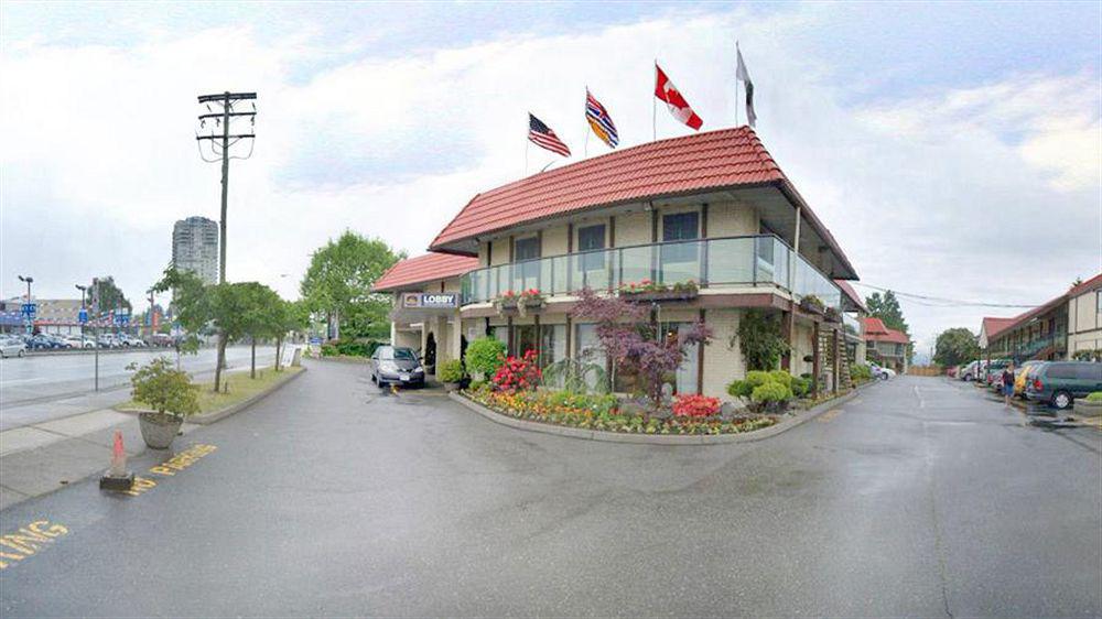 Best Western Plus Burnaby Hotel Екстер'єр фото